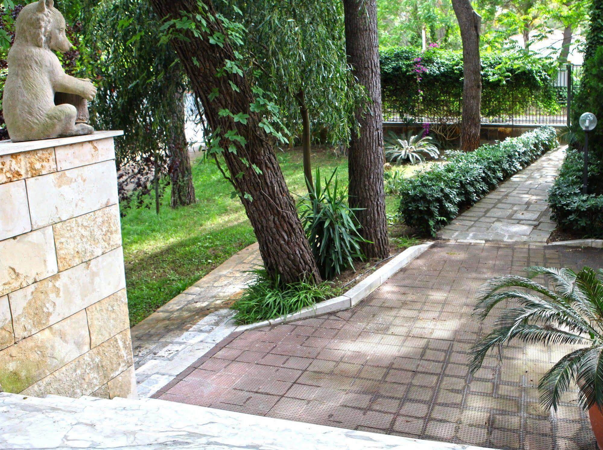 B&B Viale dei Pini Castellaneta Marina Exterior foto